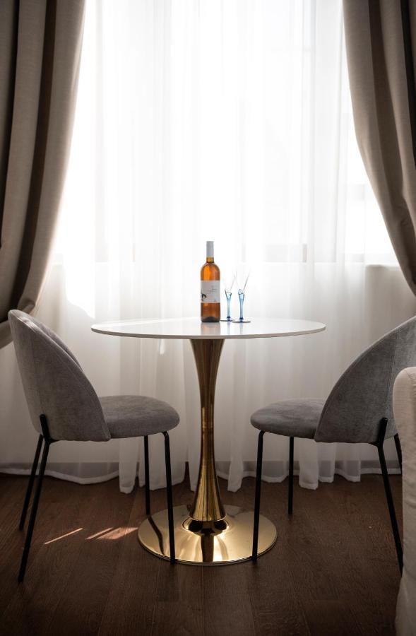 Rhodes City Jensen Luxury Suites المظهر الخارجي الصورة